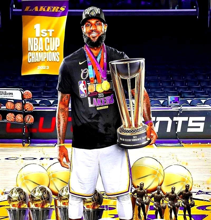 皇家马德里不断突破!,詹姆斯连续十二场比赛得分超过锐不可当全场沸腾不已-爱游戏