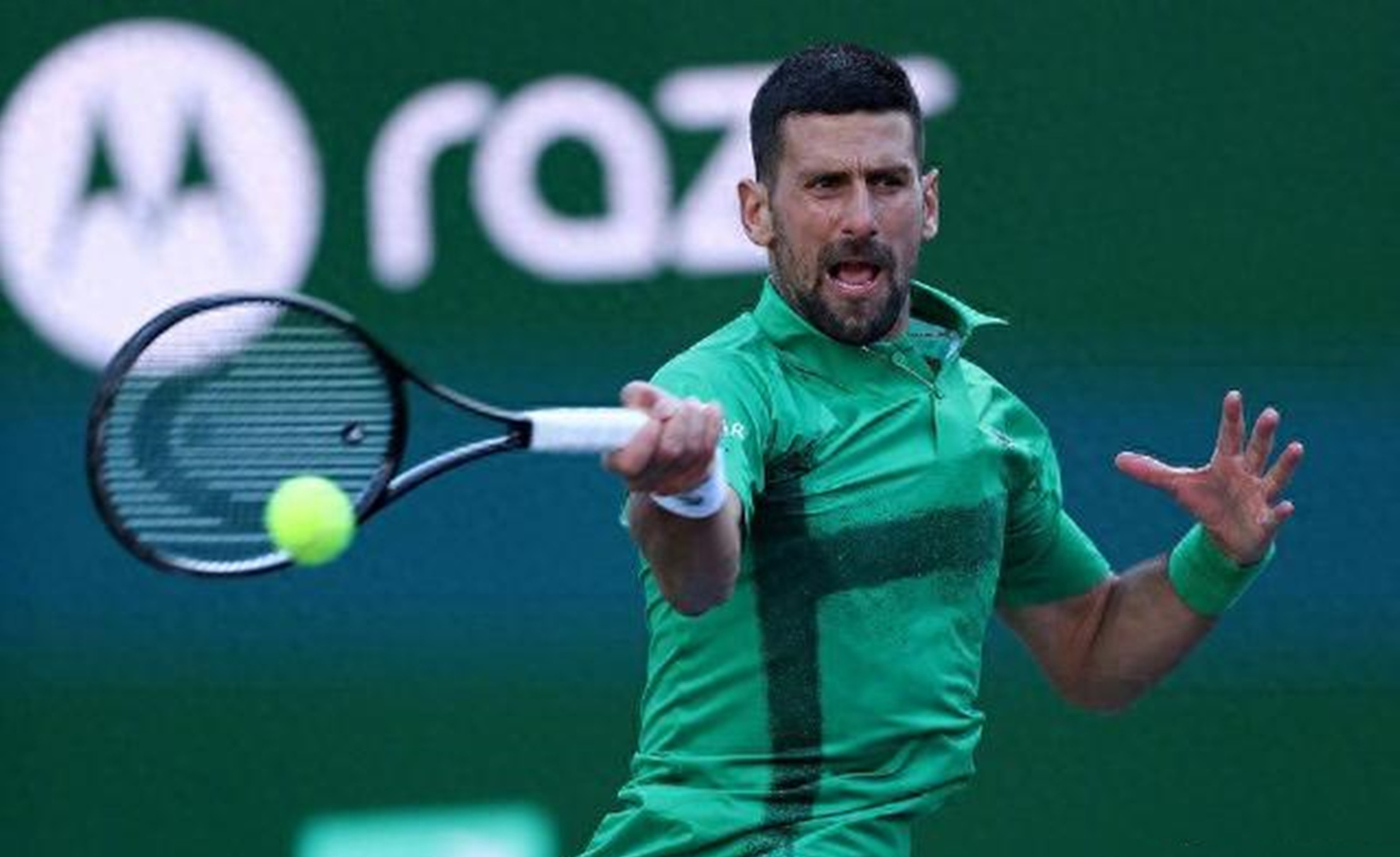 战术调整引发热议!,德约科维奇在独行侠比赛中比赛局势复杂全场沸腾不已(德约科维奇一日三餐)-爱游戏体育官网